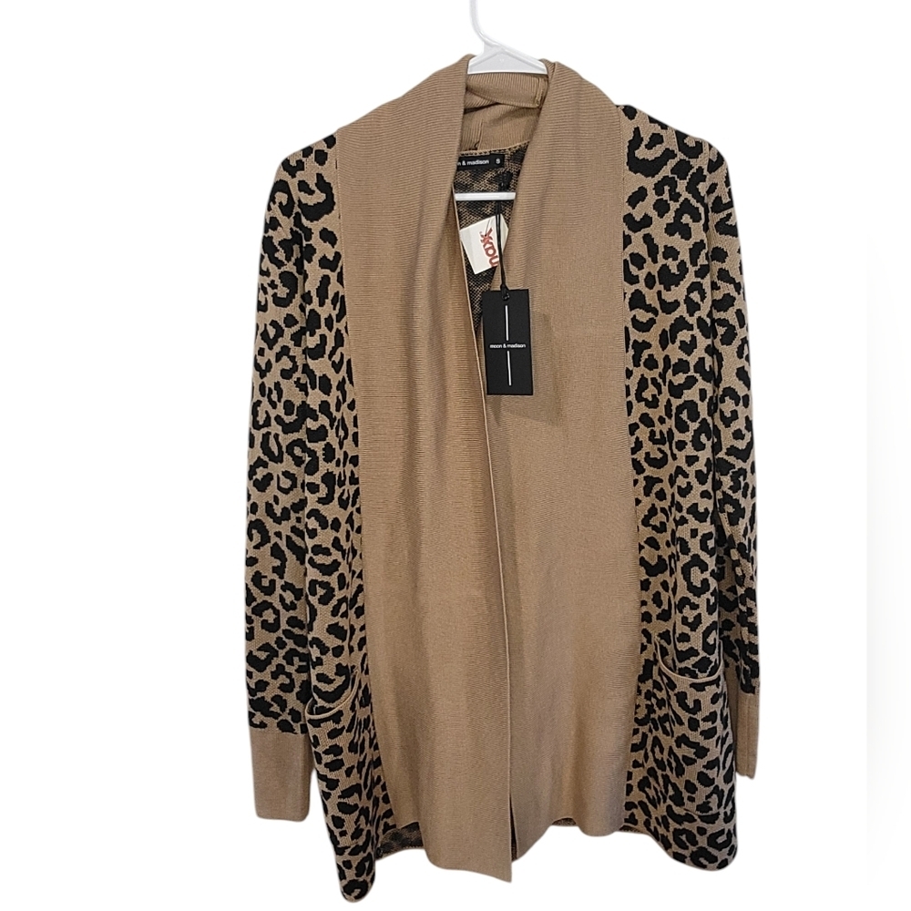 Moon & Madison Animal Print Cardigan